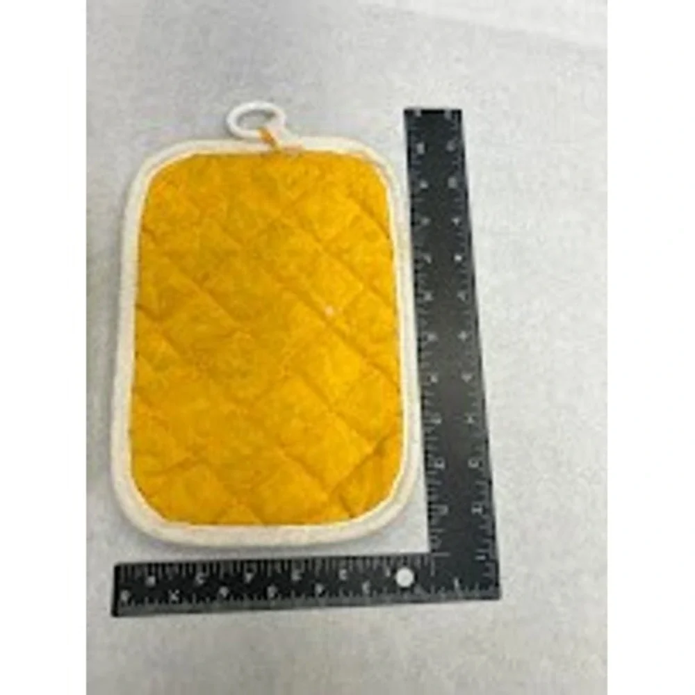 Vintage 1983 Nina CHD Floral Potholders Set of 2 Quilted Yellow Retro Kitchen